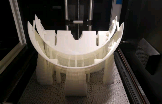 為什么要選擇SLA 3D打印機？使用SLA 3D打印機的好處有哪些？